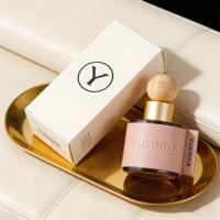 Diffuseur de parfum cylindrique de luxe en verre, avec étui en cuir personnalisé et bouchon en bois, contenant pour parfum d'intérieur