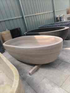 RISINGFORTUNE Bañera Ovalada <span class=keywords><strong>de</strong></span> 180 cm con Diseño <span class=keywords><strong>de</strong></span> Vetas <span class=keywords><strong>de</strong></span> Madera, Bañera <span class=keywords><strong>de</strong></span> Mármol Tallada a Mano, Bañera Independiente para Villa - Product Image 1