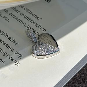 Pendentif en argent pur S925 en forme de cœur antique avec zircon, simple, tendance, rétro, au tempérament français, design unique et original - Product Image 2