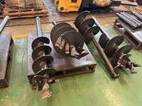 Tarière hélicoïdale montée sur excavatrice, perceuse hydraulique à vis hélicoïdale pour fondations de fermes solaires