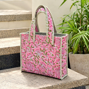 Bolso Tote Acolchado Floral con Asas Verdes a Rayas y Cierre de Cremallera para Mujer, Ideal para Viajes Diarios y Compras en Todas las Estaciones - Product Image 1