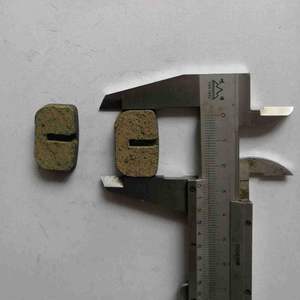 Sistema de Frenos Delanteros para Automóviles Deportivos de Primera Calidad, Nuevas Pastillas y Discos de Freno de Metal NAO, Estado: Desgastado - Product Image 2