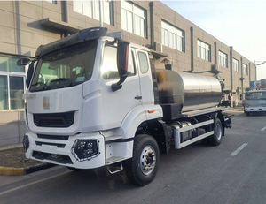 Camión Distribuidor <span class=keywords><strong>de</strong></span> Asfalto XLS905A con Control <span class=keywords><strong>de</strong></span> Velocidad y Alineación por Computadora, Volumen <span class=keywords><strong>de</strong></span> 9 CBM, para Mantenimiento <span class=keywords><strong>de</strong></span> Carreteras - Product Image 2