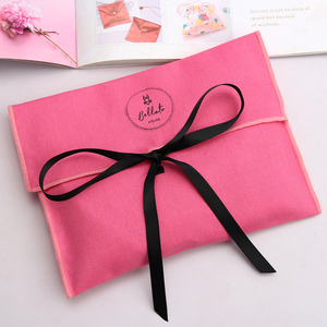 Custom Logo rosa tela busta busta regalo borsa per il trucco cura della pelle ombretto di alta qualità <span class=keywords><strong>in</strong></span> <span class=keywords><strong>tessuto</strong></span> busta regalo - Product Image 1