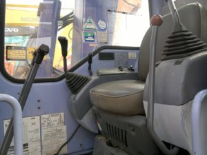 95% nuevo Komatsu Pc75uu excavadora sobre orugas japonés Original 95% componentes hidráulicos-Motor caja de cambios bomba de engranajes rodamiento todo - Product Image 4