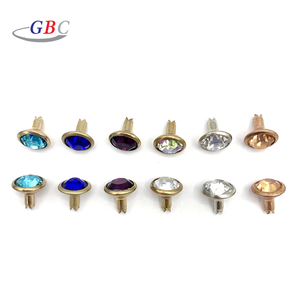 Vente en gros de boutons à rivets en laiton sans nickel GBC ND01 avec strass pour vêtements en cuir, chaussures, sacs - Product Image 2