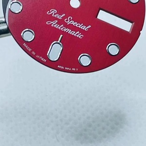 Montre de plongée de luxe avec cadran noir et rouge 28,5 mm, luminescence verte de luxe, double calendrier, mouvement automatique NH36/NH36, accessoire - Product Image 3