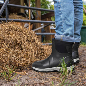 Botas de Lluvia Impermeables OEM, Botas de Trabajo Aisladas con Suela Deportiva Cómoda, Botas para Lodo para Trabajos en el Jardín - Product Image 6
