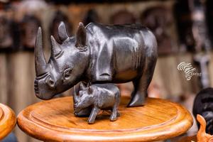 RENART AFRIKAN Congo RDC Escultura de Arte Tribal Tallada a Mano en Madera, Auténtica Herencia Congoleña - Product Image 4