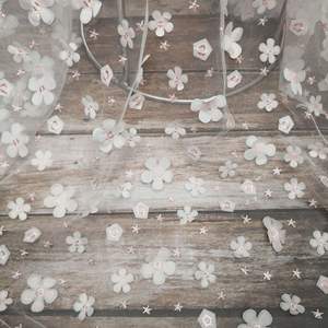 Tissu maille dentelle blanche maille découpée au laser fleur de prunier vêtements d'été pour enfants ours mignon utiliser 3d broderie dentelle maille tissu - Product Image 3