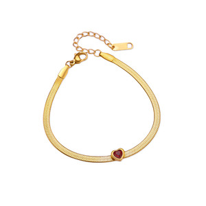 Pulseira Herringbone em Aço Inoxidável Banhada a Ouro 18K - Pulseira Delicada com Charme de Coração em Zircônia para Mulheres - Product Image 5