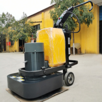 Machine à poncer les sols pour applications industrielles avec haute précision