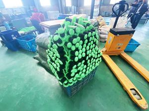 Varilla de Empuje de Nylon 1178 de Diseño Industrial con 4 Orificios para Puerta de Cámara Frigorífica, Roseta Redonda con Manija de Liberación Interior - Product Image 5