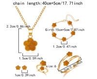 XF Promotion Exceptionnelle : Ensemble de Bijoux Femme Tendance Fleur Porte-Bonheur, Trèfle à Quatre Feuilles Noir et Rose, Plaqué Or – Bracelet, Jonc, Bague, Boucles d'Oreilles, Collier