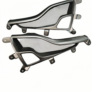Pour Ferrari 488 458 : Nouveau cache de phare antibrouillard arrière en maille, support 81899410, garniture de lame de pare-chocs arrière 86640300, pièces de réparation 86640500 - Product Image 1