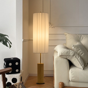 Lampadaire LED moderne fait à la main en acier inoxydable minimaliste de luxe avec base en fer E27 abat-jour rouge pour villa résidentielle salon hôtel - Product Image 2