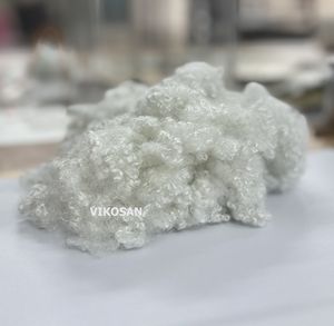 Fibra Virgen de Poliéster 7D HCS de 64 mm de Fabricación Propia para Relleno de Almohadas Textiles del Hogar, la Mejor Opción de Vietnam - Product Image 1