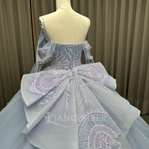 Vestidos de Quinceañera Color Azul Cielo, Bordados, con Cuentas, Apliques de Encaje, Cristal, Vestido de Gala con Cola de Capilla, Vestido Formal para Fiesta - Product Image 2