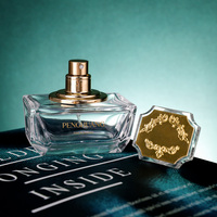 Flacon de parfum rectangulaire en verre mat transparent 50 ml, design unique 2026, avec pulvérisateur à pompe doré, rechargeable et personnalisable, parfum épais