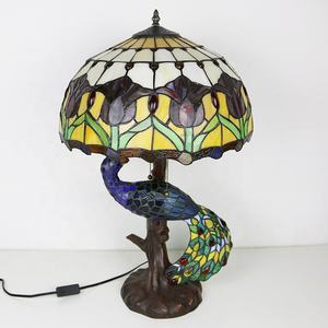 LongHuiJing, flor <span class=keywords><strong>de</strong></span> tulipán rojo, pantalla <span class=keywords><strong>de</strong></span> <span class=keywords><strong>cristal</strong></span>, lámparas <span class=keywords><strong>de</strong></span> escritorio, lámpara <span class=keywords><strong>de</strong></span> mesa Tiffany <span class=keywords><strong>para</strong></span> dormitorio, sala <span class=keywords><strong>de</strong></span> estar, restaurante - Product Image 6