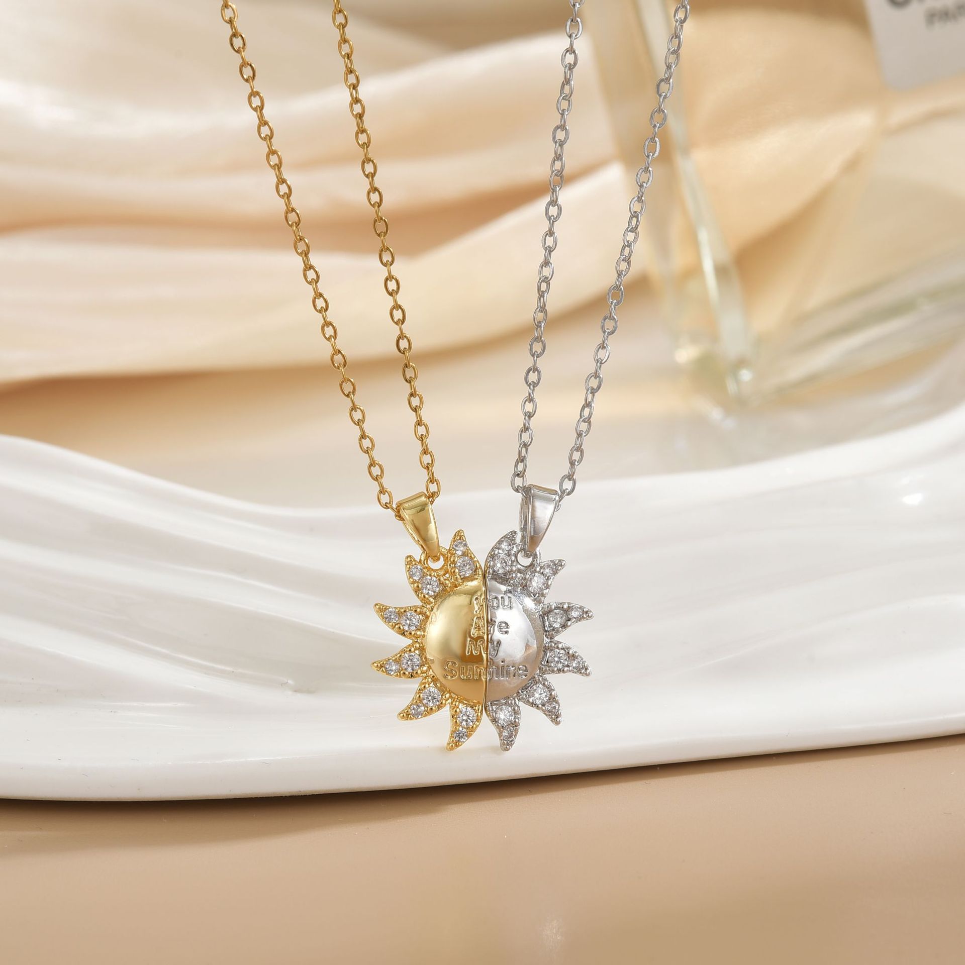 Magnetic couple necklace xl0482a
