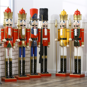 Décoration de Noël en bois taille réelle Casse-Noisette certifiée CE EN71 120 cm, modèle 2025 - Product Image 1