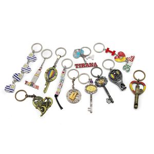 Décapsuleur multifonctionnel vintage en métal, porte-clés décapsuleur de vin et décapsuleur de bière, souvenir touristique personnalisé en usine - Product Image 3