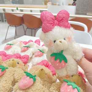 Oso de Peluche Kawaii con Lazo y Fresa, Muñeco de Peluche de Dibujos Animados, Llavero de Oso con Lazo, Colgante para Mochila, Juguetes de Peluche para Niñas, Regalos - Product Image 4