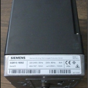 ตัวควบคุมมอเตอร์หัวเผา Siemens SQM10.15502 ไฟฟ้า 220-240V 50Hz ผลิตในเยอรมนี - Product Image 1