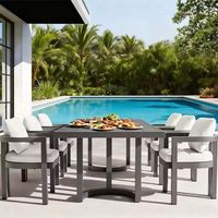 Ensemble de salle à manger d'extérieur moderne en aluminium thermolaqué, table carrée à plateau à lattes, fauteuil, coussin imperméable, mobilier de jardin et de terrasse