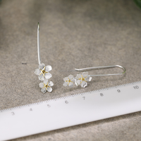 Lotus Fun Boucles d'oreilles pendantes en argent sterling 925 plaqué or, motif fleur de mignonette, bijoux fins, style nature délicat