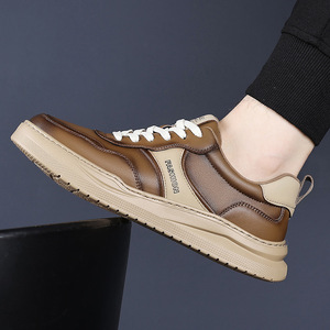 รองเท้าหนังลำลองผู้ชายแบบผูกเชือก แฟชั่น น้ำหนักเบา สไตล์เดินเล่น สีน้ำตาล รุ่น 9220 - Product Image 3