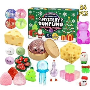 2026 Jouet Squishy Anti-stress Boîte Mystère de Noël, Jouet Boule à Rebond Lent - Product Image 5