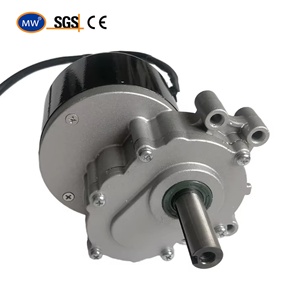 Moteur à engrenages à aimant permanent à courant continu à balais haute efficacité 250W 75 tr/min pour robot industriel et machine d'emballage alimentaire - Product Image 1