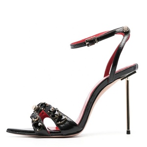 Sandales à talons hauts en métal avec grands diamants pour femme, taille 45, à bride cheville, bout pointu, pour soirée, style stiletto, chaussures personnalisées - Product Image 2