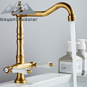 Robinet <span class=keywords><strong>de</strong></span> cuisine à double levier en laiton antique Wayon pour armoires modulaires <span class=keywords><strong>de</strong></span> luxe - Product Image 2