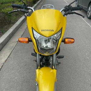 Motocicletas Honda 1125 de <span class=keywords><strong>Segunda</strong></span> <span class=keywords><strong>Mano</strong></span> al Por Mayor, Precio de Fábrica, Listas para Enviar, 125cc para Exportación - Product Image 3