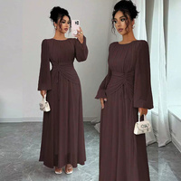 Robe longue décontractée plissée en mousseline de soie pour femme, col rond, manches longues bouffantes, couleur unie, coupe trapèze ajustée avec cordon de serrage à la taille, collection printemps