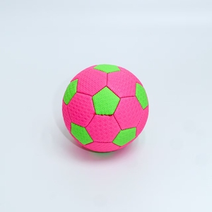 Balón <span class=keywords><strong>de</strong></span> Fútbol Infantil <span class=keywords><strong>de</strong></span> Cuero PU Resistente, Tamaño 2, Uso Interior/Exterior, Diseño Clásico <span class=keywords><strong>de</strong></span> Paneles, Cosido a Máquina, Profesional - Product Image 4