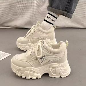 Sneakers Casual da donna bianche con sottopiede morbido con suola spessa con punta tonda per l'autunno - Product Image 2