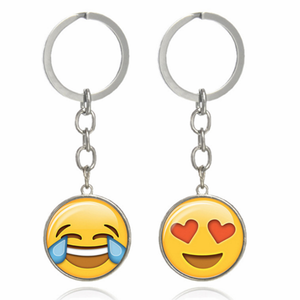 Porte-clés en métal personnalisé en forme d'emojis mignons à vendre - Product Image 4