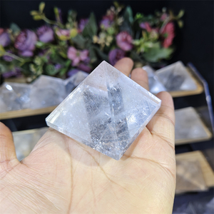 5cm gros Cristaux Naturels Pyramide Clair Quartz Pierres De Guérison Pour Maditation - Product Image 5