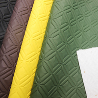 Cuir synthétique PVC gaufré géométrique 3D à texture pyramide diamant pour chaussures, sacs et ameublement
