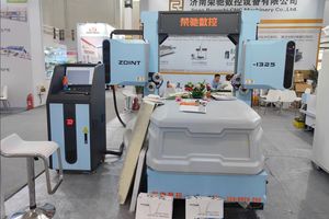 Rongchi <span class=keywords><strong>CNC</strong></span> Block <span class=keywords><strong>Cutting</strong></span> Squaring <span class=keywords><strong>Machine</strong></span> Diamond Wire Saw <span class=keywords><strong>Machine</strong></span> de profilage pour la coupe de pierre à usage domestique Garantie 1 an - Product Image 4