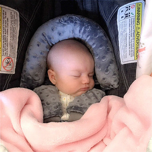 Ensemble de sécurité pour bébé en polaire à bulles ultra-douce Accessoire transfrontalier 9 couleurs avec oreiller et protecteur de ceinture de sécurité - Product Image 5