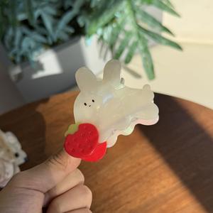 Nuova Molletta per Capelli in Acetato a Forma di Mucca, Piccola Clip per Capelli alla Moda per Uso Quotidiano, Accessorio per Ragazze - Product Image 5