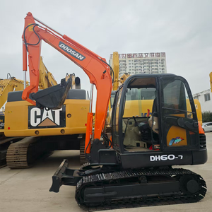 Prix avantageux – Machine de terrassement DOOSAN DH60 d'occasion de marque coréenne originale, mini-pelleuse Daewoo d'occasion à vendre - Product Image 3
