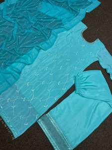 Conjunto de Salwar Elegante y Étnico de Terciopelo de Secado Rápido con Lentejuelas Bordadas y Palazzo Dupatta para Fiestas - Product Image 6