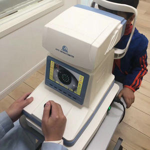 Réfractomètre automatique Shanghai Jinglian SJR9900A avec écran couleur, examinateur d'acuité visuelle électrique, classe II, certifié CE - Product Image 1