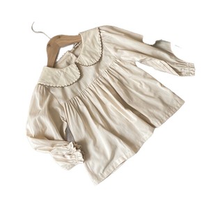 Camicetta autunnale da ragazza in cotone tinta unita con colletto rovesciato in stile coreano, con finiture in pizzo, vestibilità comoda e maniche lunghe - Product Image 5